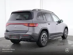 Grau Gebraucht 2024 Mercedes EQB300 Premium SUV | 43.990 € (Teuer)