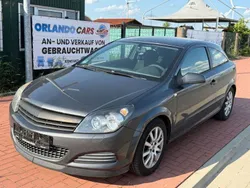 Grau Gebraucht 2009 Opel Astra GTC Limousine | 2.700 € (Guter Preis)