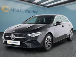 Schwarz Gebraucht 2024 Mercedes A180 Limousine | 29.749 € (Fairer Preis)
