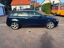 Blau Gebraucht 2018 Audi A3 Sportback Ambiente Limousine | 19.300 € (Fairer Preis)