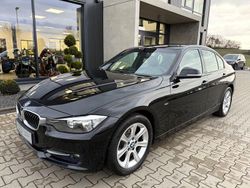 Schwarz Gebraucht 2012 BMW 318 Sport Line Limousine | 9.490 € (Fairer Preis)