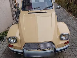 Beige Gebraucht 1974 Citroën Dyane Kleinwagen | 5.000 €