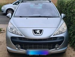 Silber Gebraucht 2008 Peugeot 207 Kombi | 2.650 € (Fairer Preis)