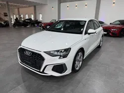 Weiß Gebraucht 2022 Audi A3 Sportback S-Line Limousine | 21.700 € (Fairer Preis)