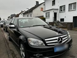 Schwarz Gebraucht 2007 Mercedes C200 Avantgarde Limousine | 6.500 €