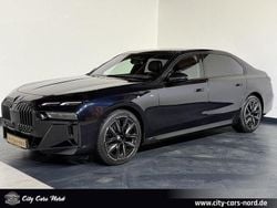 Schwarz Gebraucht 2024 BMW 740 M Sport Limousine | 79.999 €