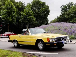 Gelb Gebraucht 1982 Mercedes SL380 Cabrio | 16.000 €