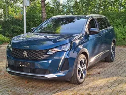 Lackierung blau celebes/metall Gebraucht 2023 Peugeot 5008 Van / Kleinbus | 25.980 € (Guter Preis)