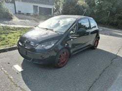 Schwarz Gebraucht 2005 Mitsubishi Colt Kleinwagen | 2.700 € (Fairer Preis)