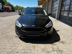 Schwarz Gebraucht 2016 Ford Focus Trend Kombi | 5.700 € (Fairer Preis)