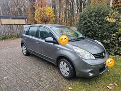 Grau Gebraucht 2012 Nissan Note Van / Kleinbus | 4.224 € (Guter Preis)