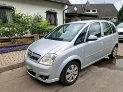 Silber Gebraucht 2007 Opel Meriva Van / Kleinbus | 2.490 € (Etwas zu teuer)