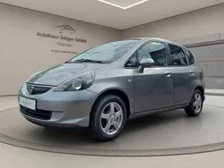 Silber Gebraucht 2005 Honda Jazz Cool Kleinwagen | 2.980 € (Etwas zu teuer)