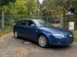 Blau Gebraucht 2005 Audi A4 Kombi | 3.450 € (Guter Preis)