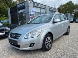 Silber Gebraucht 2008 Kia Ceed Sportswagon EX Kombi | 2.950 € (Fairer Preis)