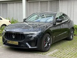Schwarz Gebraucht 2021 Maserati Levante SUV | 39.800 €