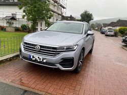 Silber Gebraucht 2018 VW Touareg R-line SUV | 26.900 € (Superpreis)