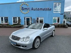 Silber Gebraucht 2008 Mercedes CLK350 Avantgarde Cabrio | 19.980 €