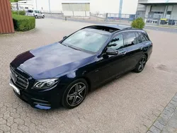 Blau Gebraucht 2020 Mercedes E300 AMG line Kombi | 25.950 € (Guter Preis)