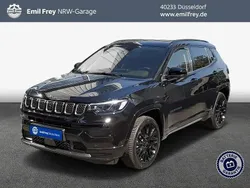 Solid black Gebraucht 2023 Jeep Compass SUV | 32.450 € (Teuer)