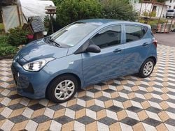 Blau Gebraucht 2017 Hyundai i10 Classic Kleinwagen | 6.300 € (Guter Preis)