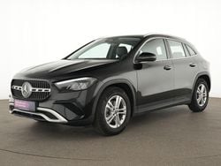 Nachtschwarz Gebraucht 2023 Mercedes GLA180 SUV | 30.665 € (Superpreis)