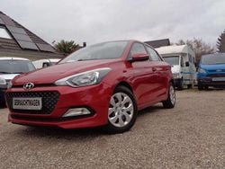 Rot Gebraucht 2016 Hyundai i20 Kleinwagen | 4.900 € (Fairer Preis)