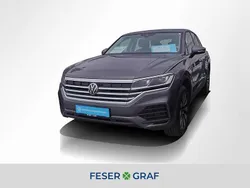 Siliziumgrau metallic Gebraucht 2025 VW Touareg SUV | 61.880 € (Superpreis)