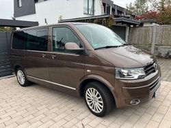Braun Gebraucht 2013 VW T5 Highline Van | 25.990 € (Guter Preis)