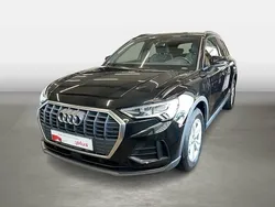 Mythosschwarz metallic Gebraucht 2021 Audi Q3 Ambiente SUV | 31.920 € (Etwas zu teuer)