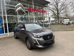 Platiniumgrau Gebraucht 2021 Peugeot 2008 Active SUV | 16.990 € (Fairer Preis)