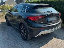 Schwarz Gebraucht 2018 Infiniti QX30 SUV | 16.500 €