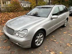 Silber Gebraucht 2006 Mercedes C320 Kombi | 9.990 €