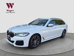 Weiß Gebraucht 2023 BMW 540 M Sport Kombi | 43.950 € (Superpreis)