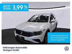 Oryxweiß perlmutteffekt Gebraucht 2024 VW Tiguan Move SUV | 33.430 € (Superpreis)