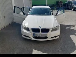 Weiß Gebraucht 2011 BMW 316 Limousine | 7.499 €