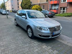Silber Gebraucht 2009 VW Passat Highline Limousine | 4.900 € (Teuer)