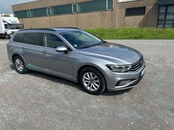 Silber Gebraucht 2023 VW Passat Business Kombi | 22.980 € (Guter Preis)