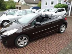 Schwarz Gebraucht 2012 Peugeot 207 Active Cabrio | 5.400 € (Etwas zu teuer)