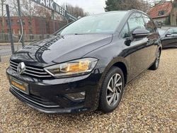 Schwarz Gebraucht 2017 VW Golf Sportsvan Sound Van / Kleinbus | 14.500 € (Guter Preis)