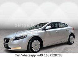 Bright silver metallic / metal Gebraucht 2014 Volvo V40 Kombi | 9.585 € (Fairer Preis)
