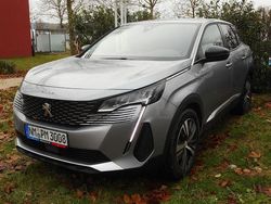 Silber Gebraucht 2023 Peugeot 3008 Allure SUV | 27.900 € (Teuer)