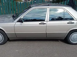 Gold Gebraucht 1990 Mercedes 190 Limousine | 15.000 €