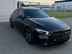 Schwarz Gebraucht 2020 Mercedes A35 AMG AMG Limousine | 37.000 € (Teuer)