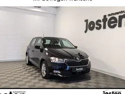 Schwarzmagic perleffekt Gebraucht 2020 Skoda Fabia Style Limousine | 13.490 € (Fairer Preis)