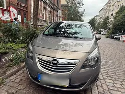 Grau Gebraucht 2011 Opel Meriva Van / Kleinbus | 5.800 €