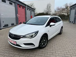 Schneeweiss/summitwhite/arctic Gebraucht 2019 Opel Astra Business Kombi | 7.390 € (Guter Preis)