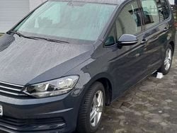 Grau Gebraucht 2021 VW Touran Comfortline Van / Kleinbus | 22.900 € (Superpreis)