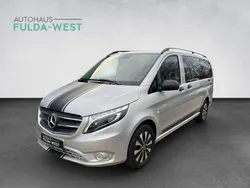 Brillantsilber metallic Gebraucht 2019 Mercedes Vito Van / Kleinbus | 47.440 €