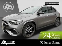 Mercedes GLA220